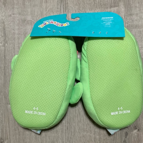 Cactus Squishmallow slippers - Picture 3 of 5